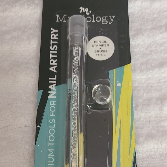 Maniology Stamper Tool & Perfect Trio Set - Picture 2 of 7